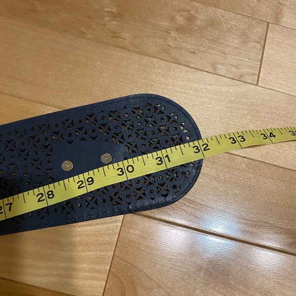 Large belt - Picture 3 of 7